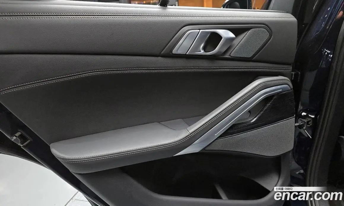 BMW X6 2024 3.0 автомат (гидро), фото 15