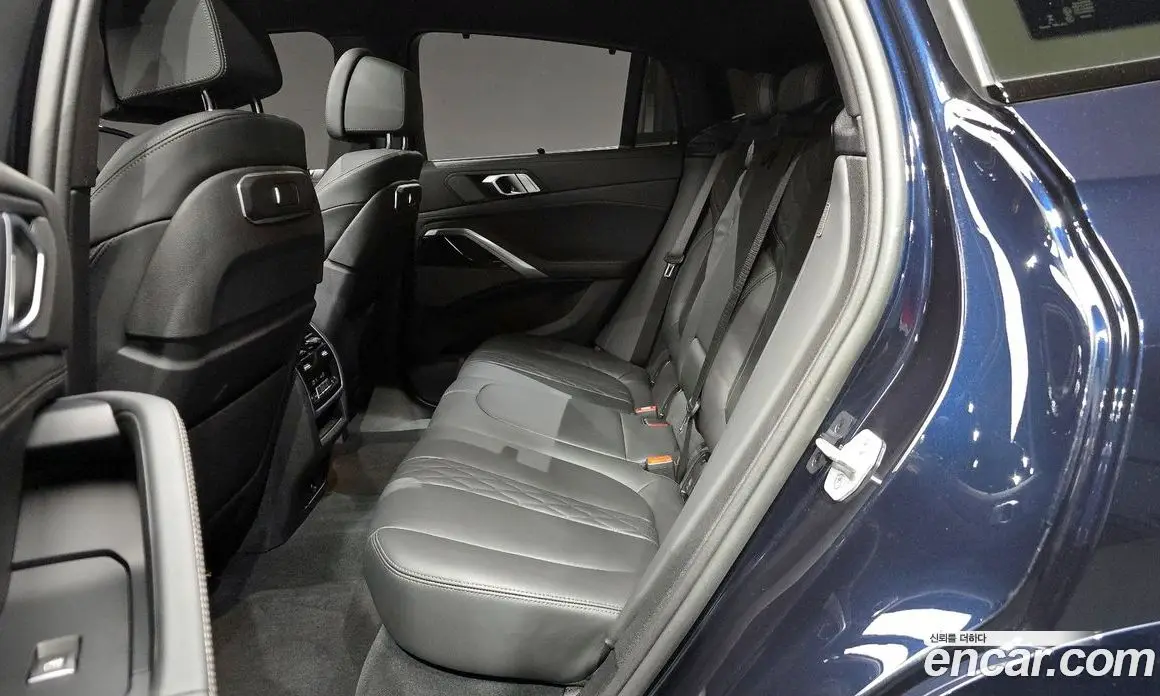 BMW X6 2024 3.0 автомат (гидро), фото 18
