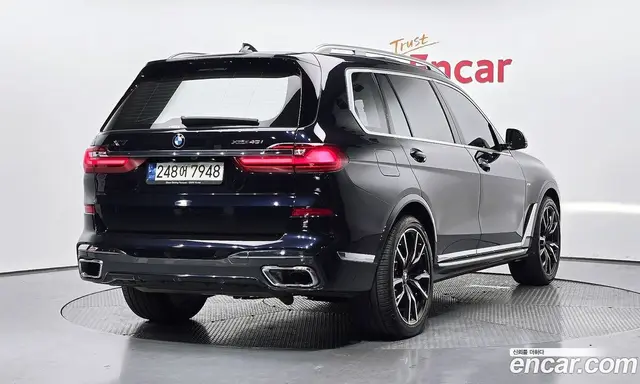 BMW X7 2021 3.0 автомат (гидро), миниатюра 2
