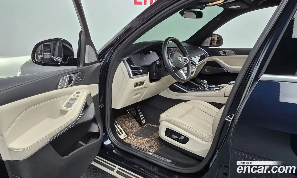 BMW X7 2021 3.0 автомат (гидро), фото 13
