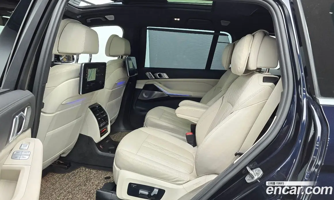 BMW X7 2021 3.0 автомат (гидро), фото 17