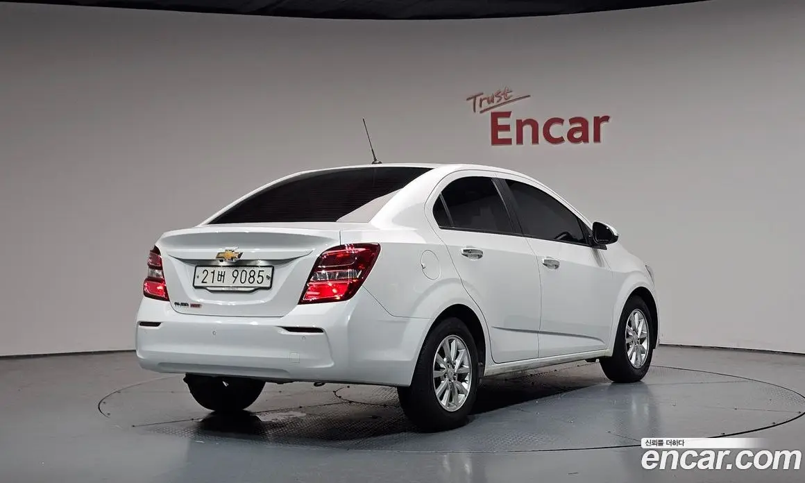 Chevrolet Aveo 2017 1.4 автомат (гидро), фото 1 Chevrolet Aveo 2017 1.4 автомат (гидро), фото 1