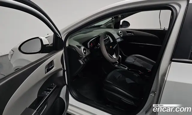 Chevrolet Aveo 2017 1.4 автомат (гидро), миниатюра 12