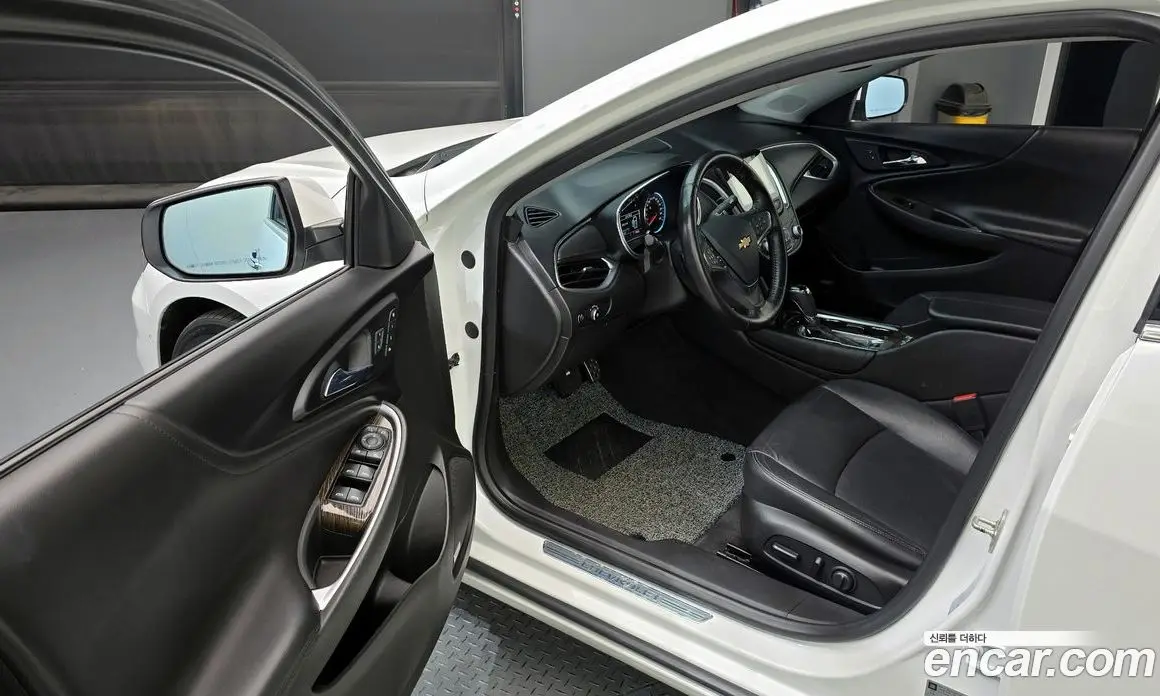 Chevrolet Malibu 2016 2.0 автомат (гидро), фото 13