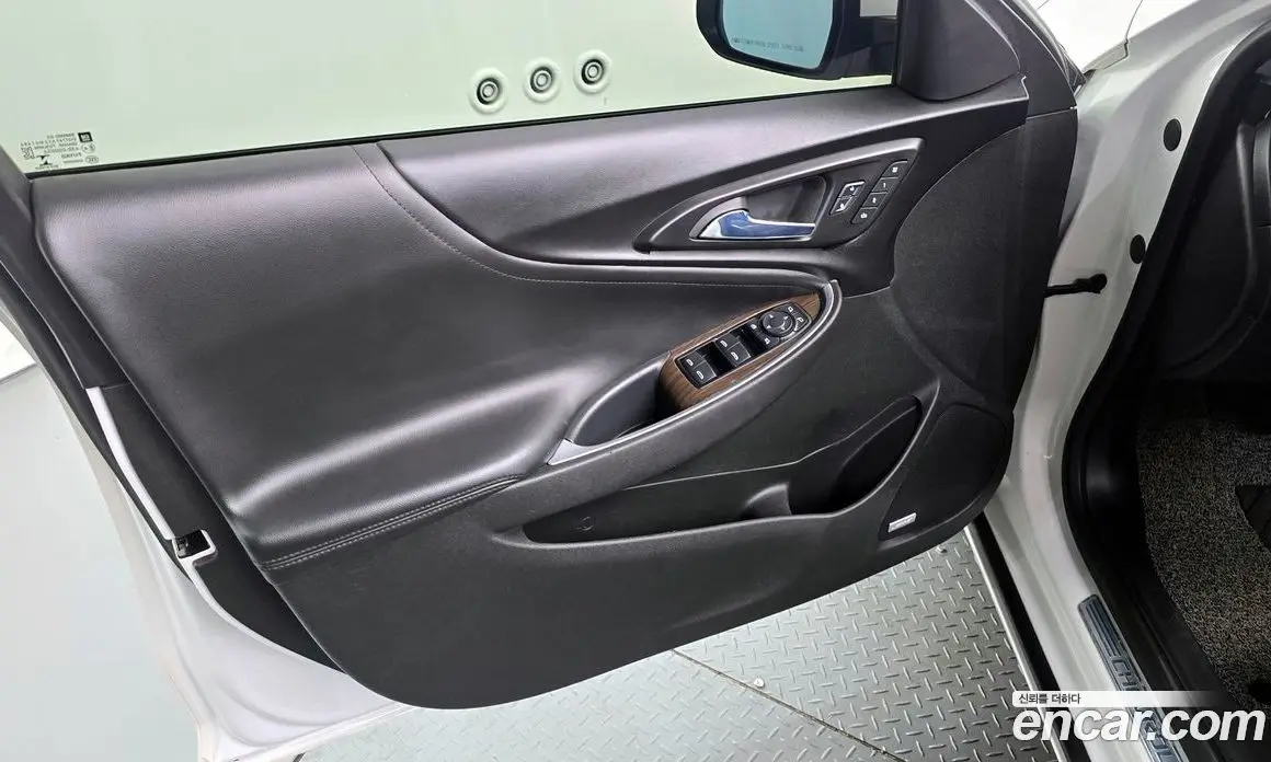 Chevrolet Malibu 2016 2.0 автомат (гидро), фото 14