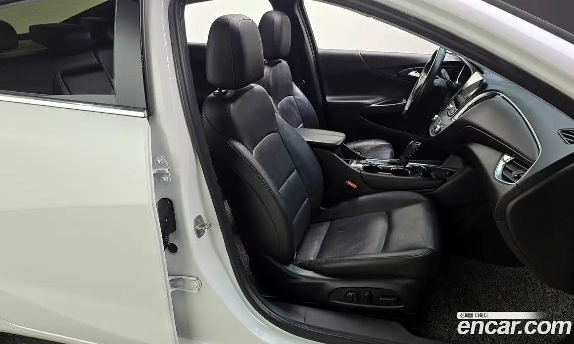 Chevrolet Malibu 2016 2.0 автомат (гидро), фото 17