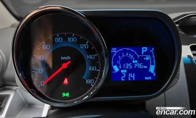 Chevrolet Spark 2013 1.0 автомат (гидро), миниатюра 11