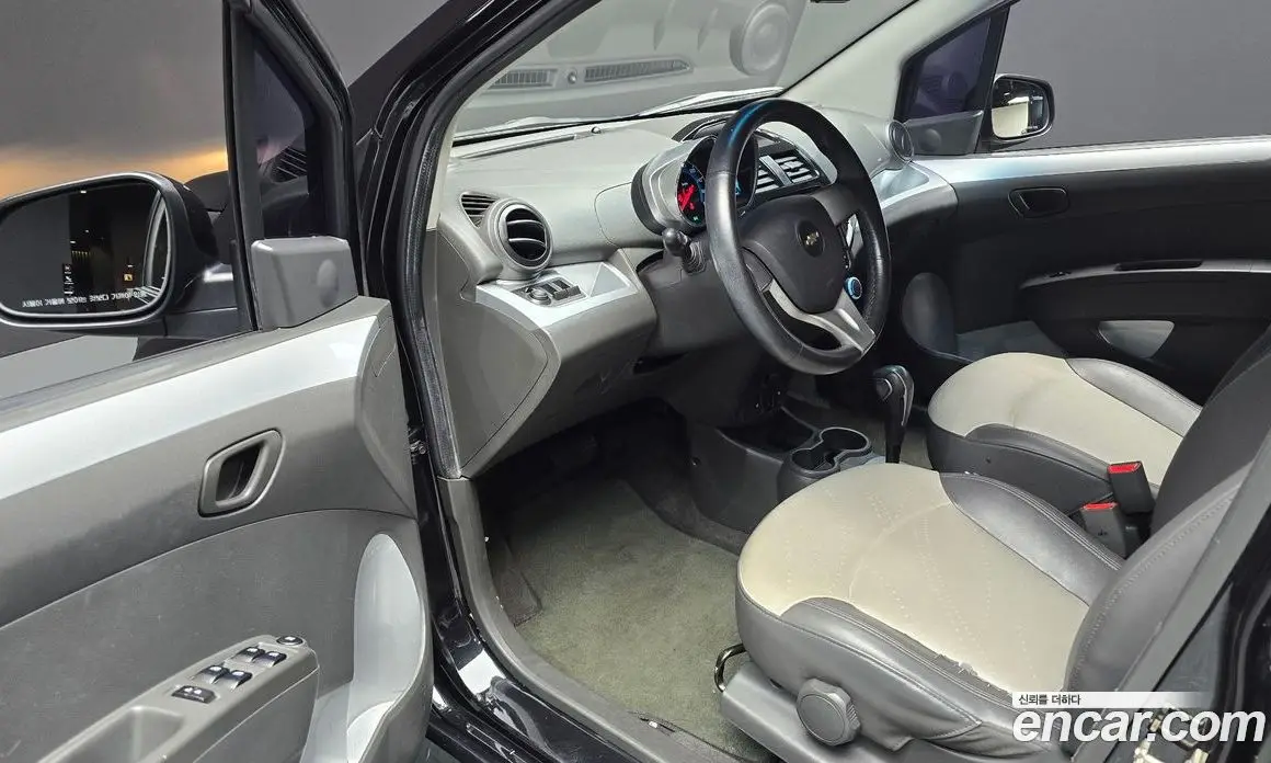 Chevrolet Spark 2013 1.0 автомат (гидро), фото 13