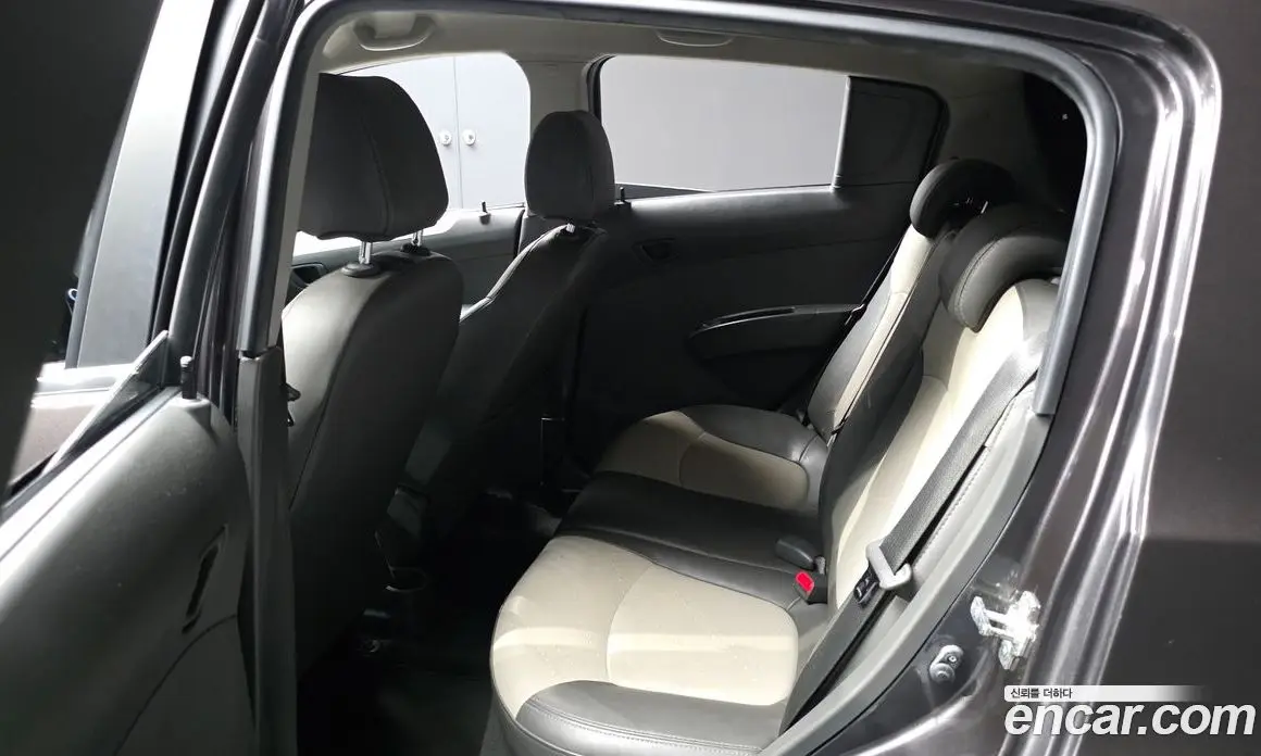 Chevrolet Spark 2014 1.0 автомат (гидро), фото 18 Chevrolet Spark 2014 1.0 автомат (гидро), фото 18