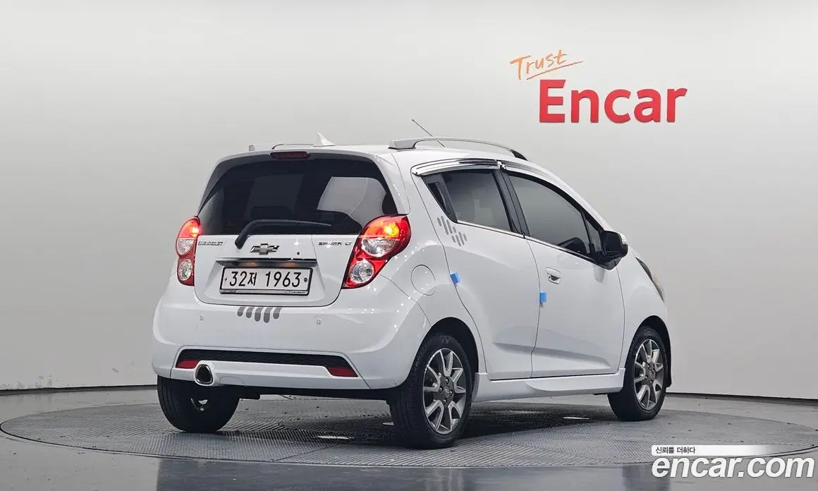 Chevrolet Spark 2014 1.0 автомат (гидро), фото 2 Chevrolet Spark 2014 1.0 автомат (гидро), фото 2