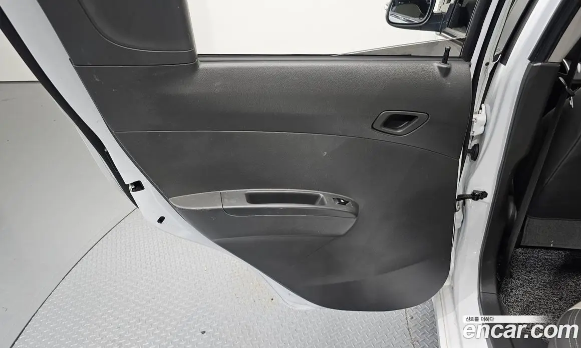 Chevrolet Spark 2014 1.0 автомат (гидро), фото 15 Chevrolet Spark 2014 1.0 автомат (гидро), фото 15