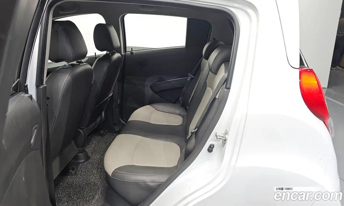 Chevrolet Spark 2014 1.0 автомат (гидро), фото 18 Chevrolet Spark 2014 1.0 автомат (гидро), фото 18