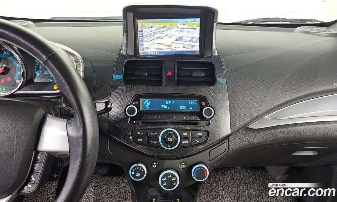 Chevrolet Spark 2014 1.0 автомат (гидро), фото 19 Chevrolet Spark 2014 1.0 автомат (гидро), фото 19