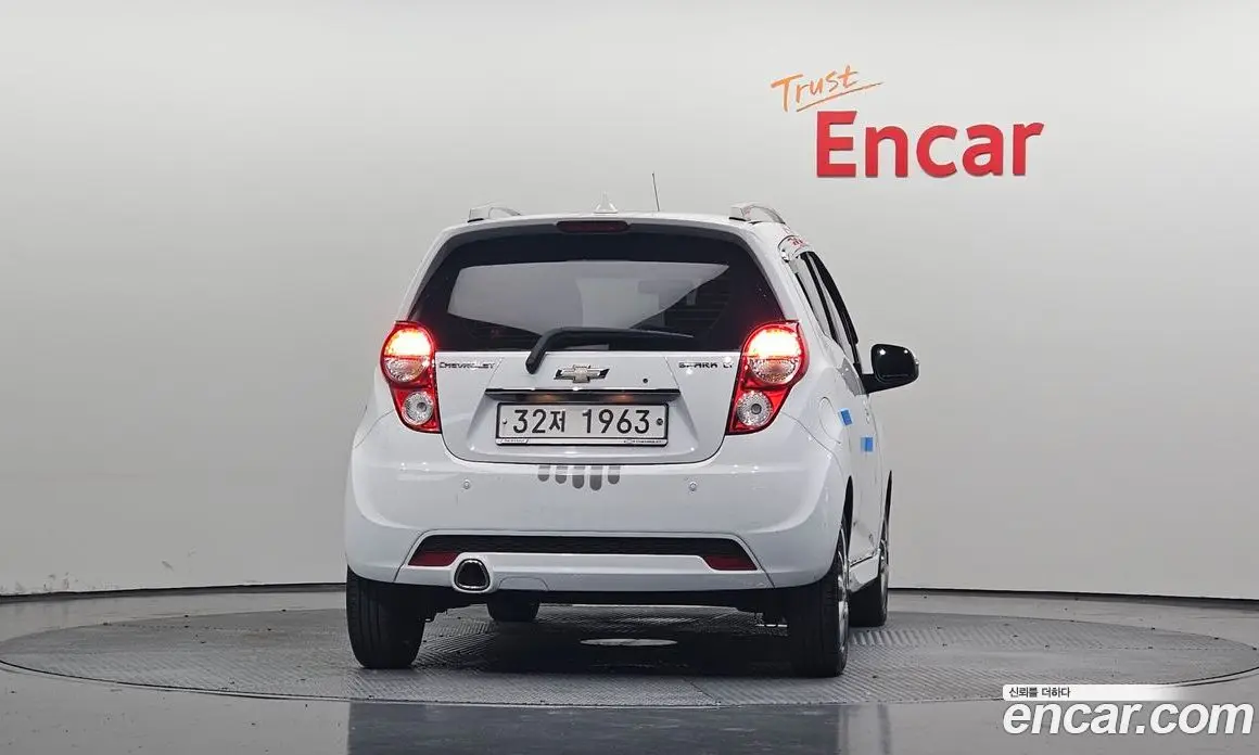 Chevrolet Spark 2014 1.0 автомат (гидро), фото 4 Chevrolet Spark 2014 1.0 автомат (гидро), фото 4