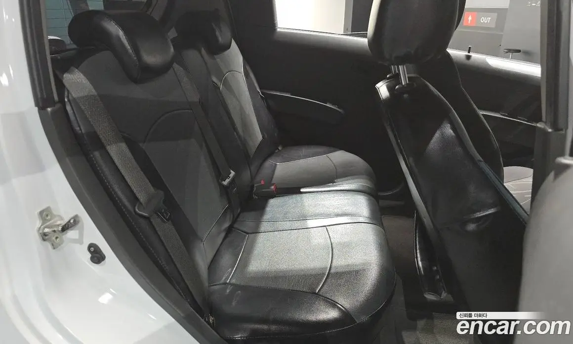 Chevrolet Spark 2015 1.0 автомат (гидро), фото 17
