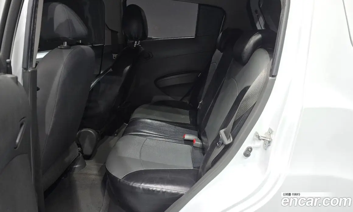 Chevrolet Spark 2015 1.0 автомат (гидро), фото 18