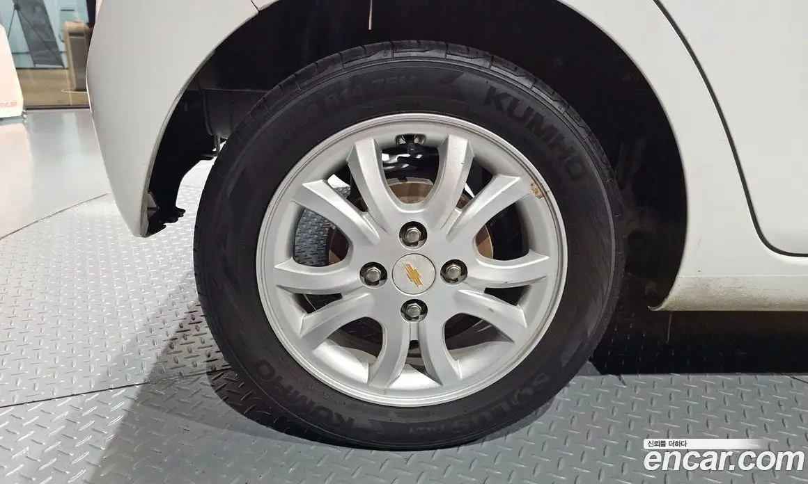 Chevrolet Spark 2015 1.0 автомат (гидро), фото 5