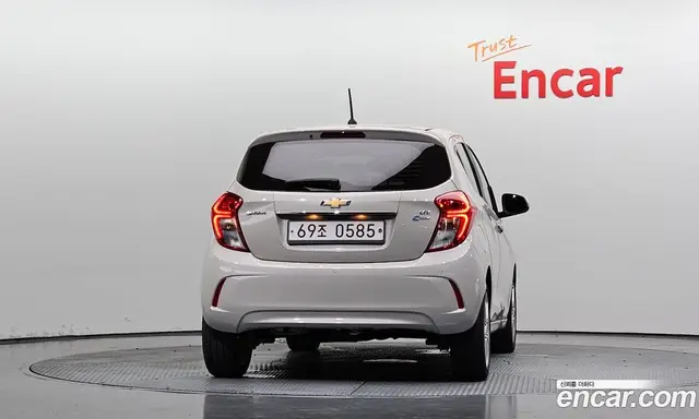 Chevrolet Spark 2016 1.0 автомат (гидро), миниатюра 4