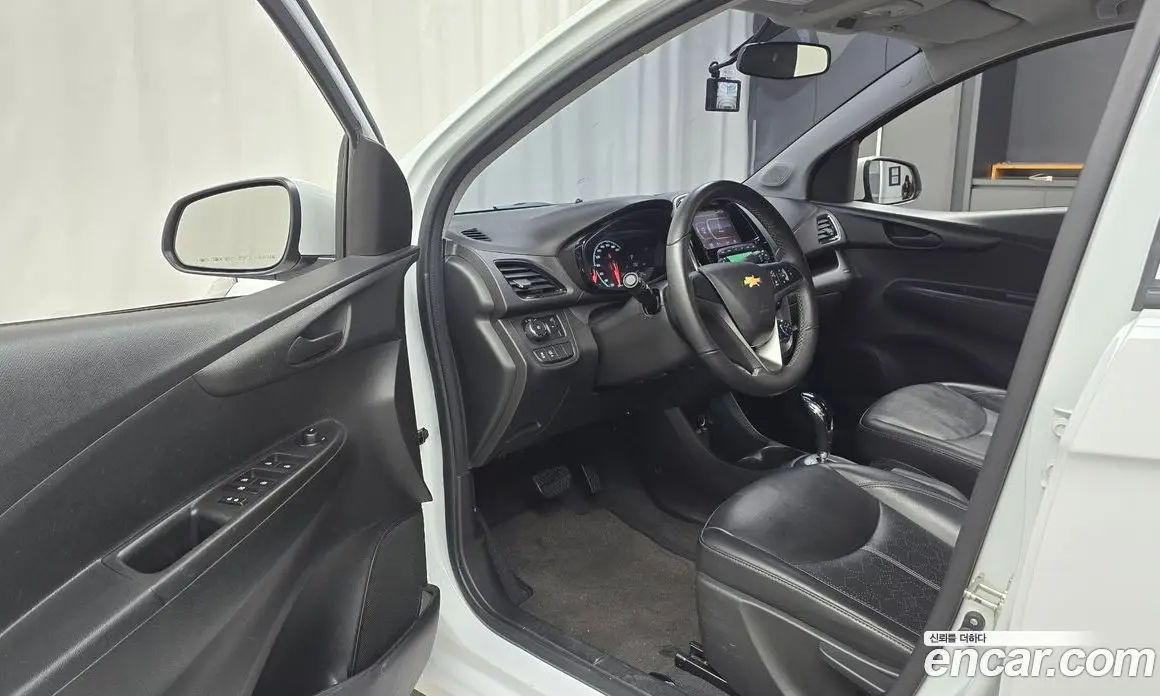 Chevrolet Spark 2017 1.0 автомат (гидро), фото 13 Chevrolet Spark 2017 1.0 автомат (гидро), фото 13