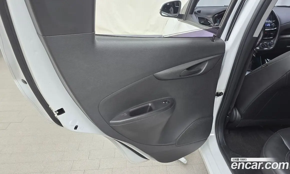 Chevrolet Spark 2017 1.0 автомат (гидро), фото 15 Chevrolet Spark 2017 1.0 автомат (гидро), фото 15