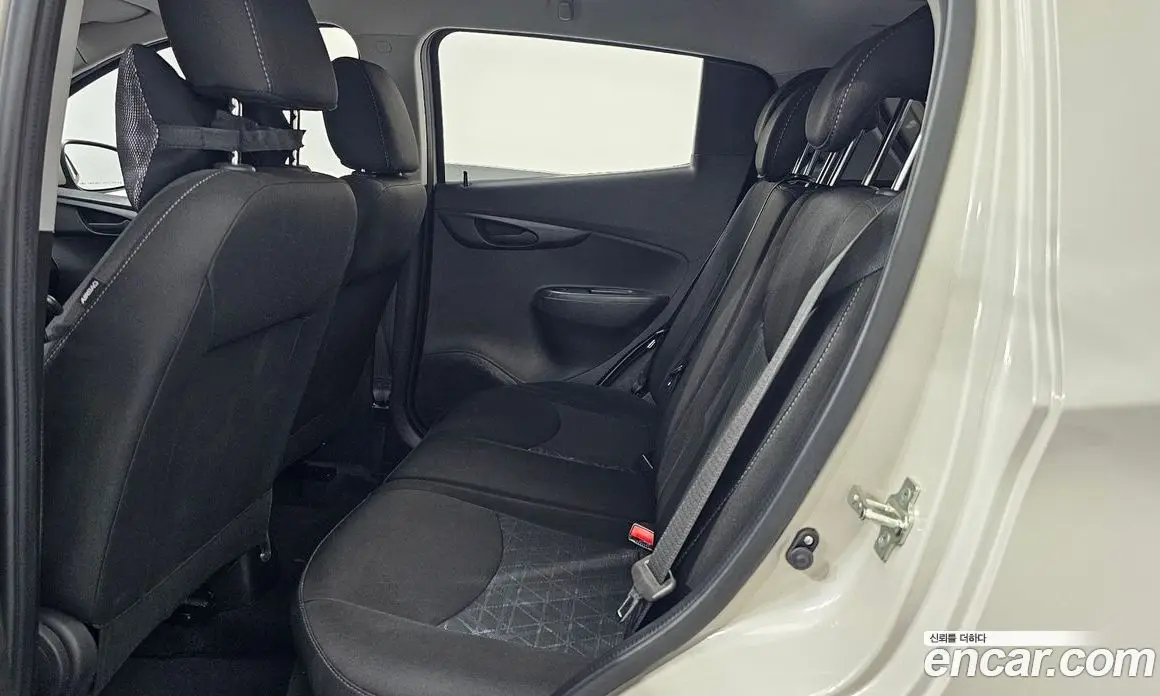 Chevrolet Spark 2019 1.0 автомат (гидро), фото 16