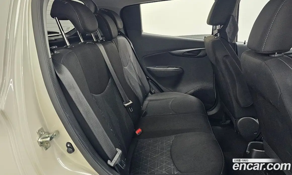 Chevrolet Spark 2019 1.0 автомат (гидро), фото 18