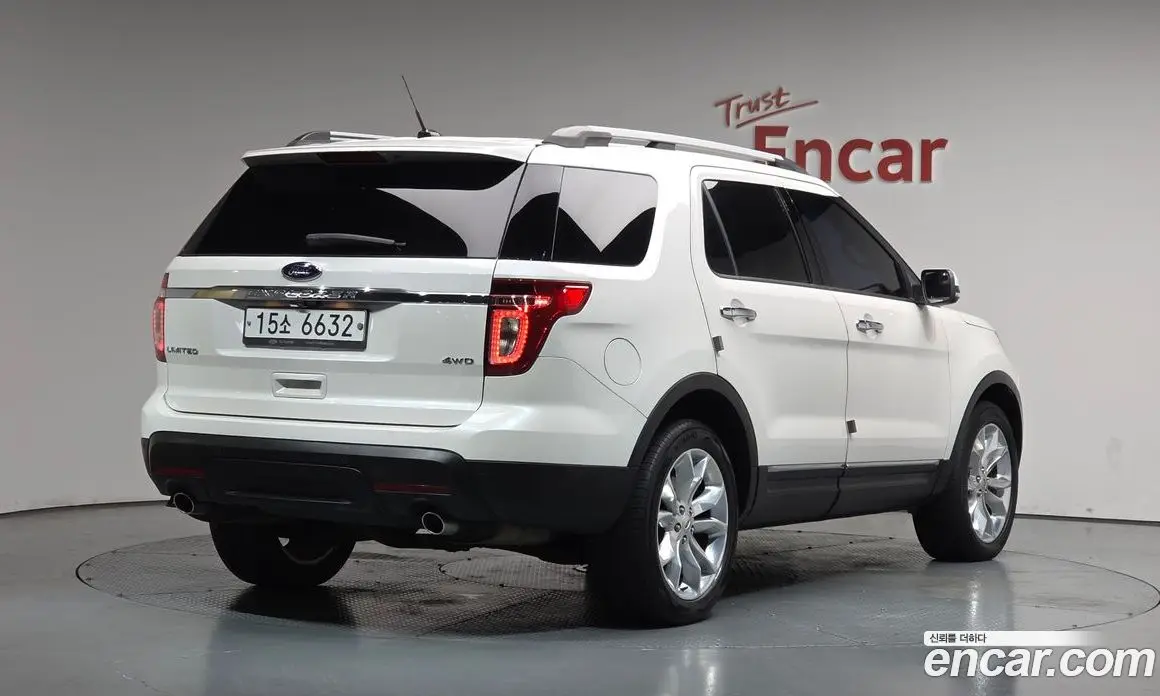 Ford Explorer 2015 3.5 автомат (гидро), фото 1 Ford Explorer 2015 3.5 автомат (гидро), фото 1