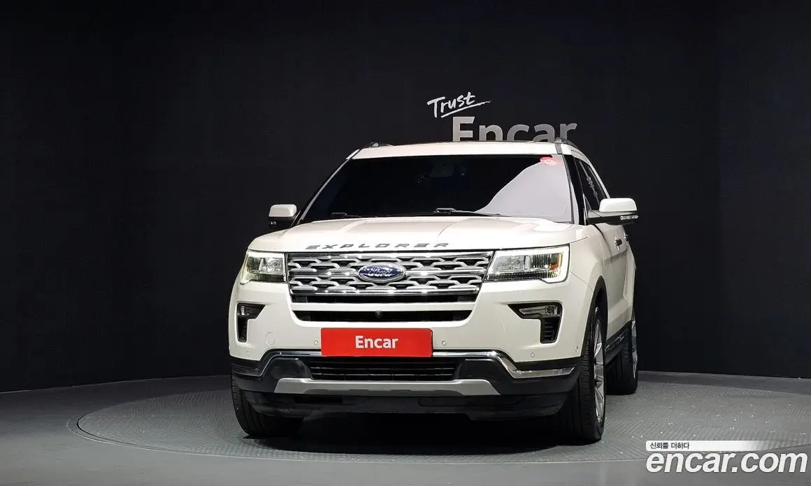 Ford Explorer 2018 2.3 автомат (гидро), фото 3