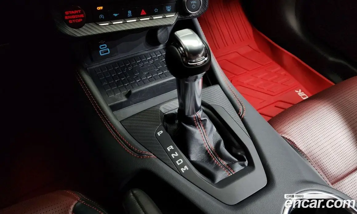Ford Mustang 2024 5.0 автомат (гидро), фото 12