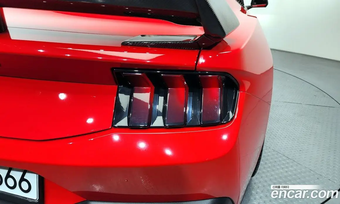 Ford Mustang 2024 5.0 автомат (гидро), фото 9