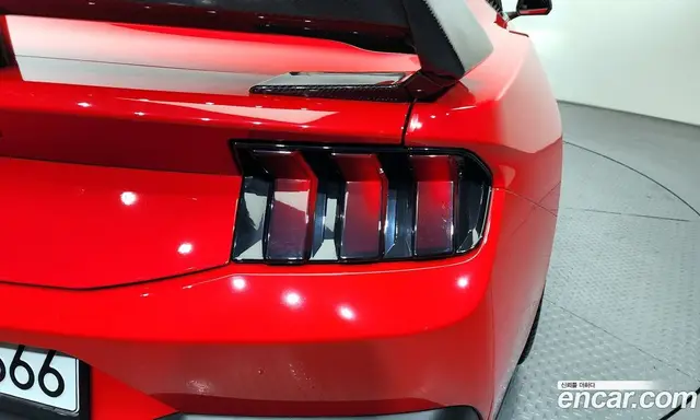 Ford Mustang 2024 5.0 автомат (гидро), миниатюра 9