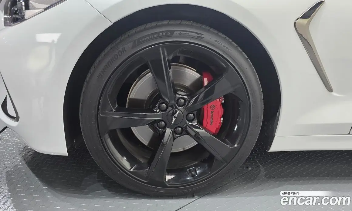 Genesis G70 2018 2.0 автомат (гидро), фото 4 Genesis G70 2018 2.0 автомат (гидро), фото 4