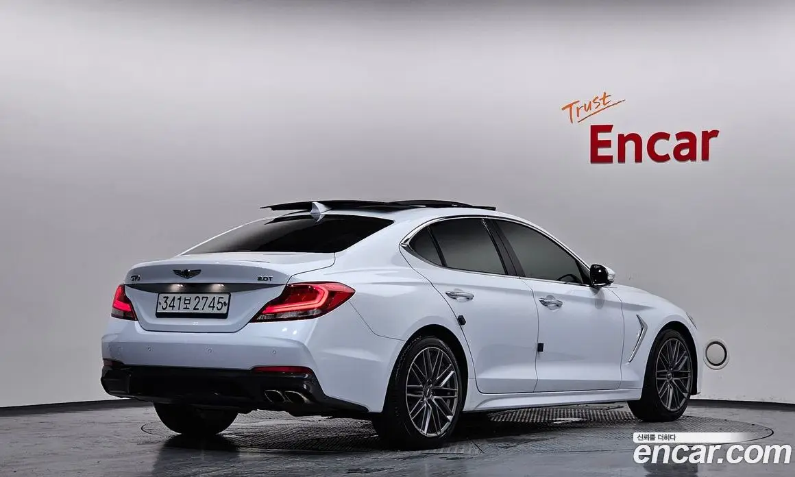 Genesis G70 2018 2.0 автомат (гидро), фото 1 Genesis G70 2018 2.0 автомат (гидро), фото 1