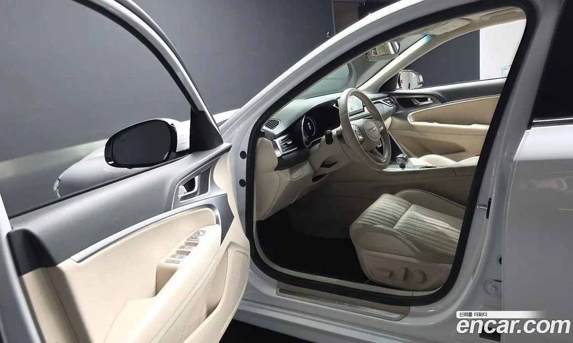 Genesis G70 2020 2.0 автомат (гидро), фото 12