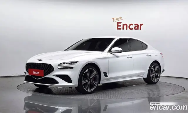 Genesis G70, 2025, 19 501 км