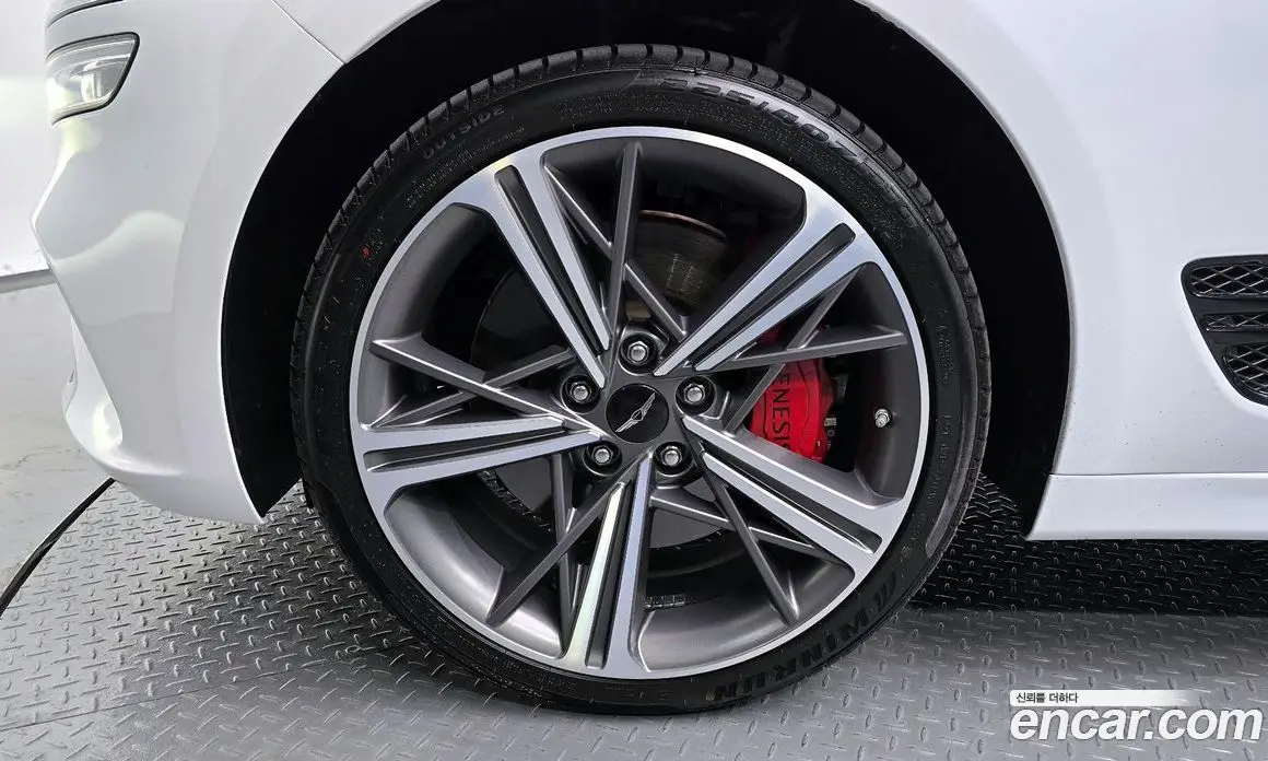 Genesis G70 2025 2.5 автомат (гидро), фото 5