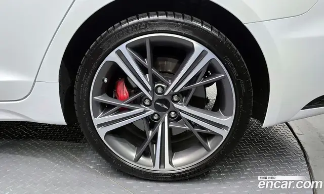 Genesis G70 2025 2.5 автомат (гидро), миниатюра 7