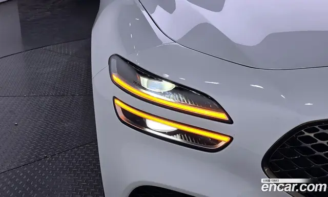 Genesis G70 2025 2.5 автомат (гидро), миниатюра 8