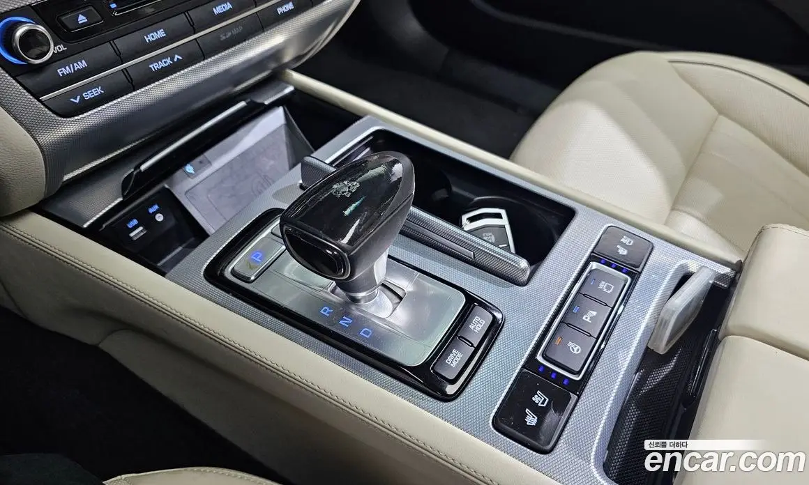 Genesis G80 2018 2.2 автомат (гидро), фото 12 Genesis G80 2018 2.2 автомат (гидро), фото 12