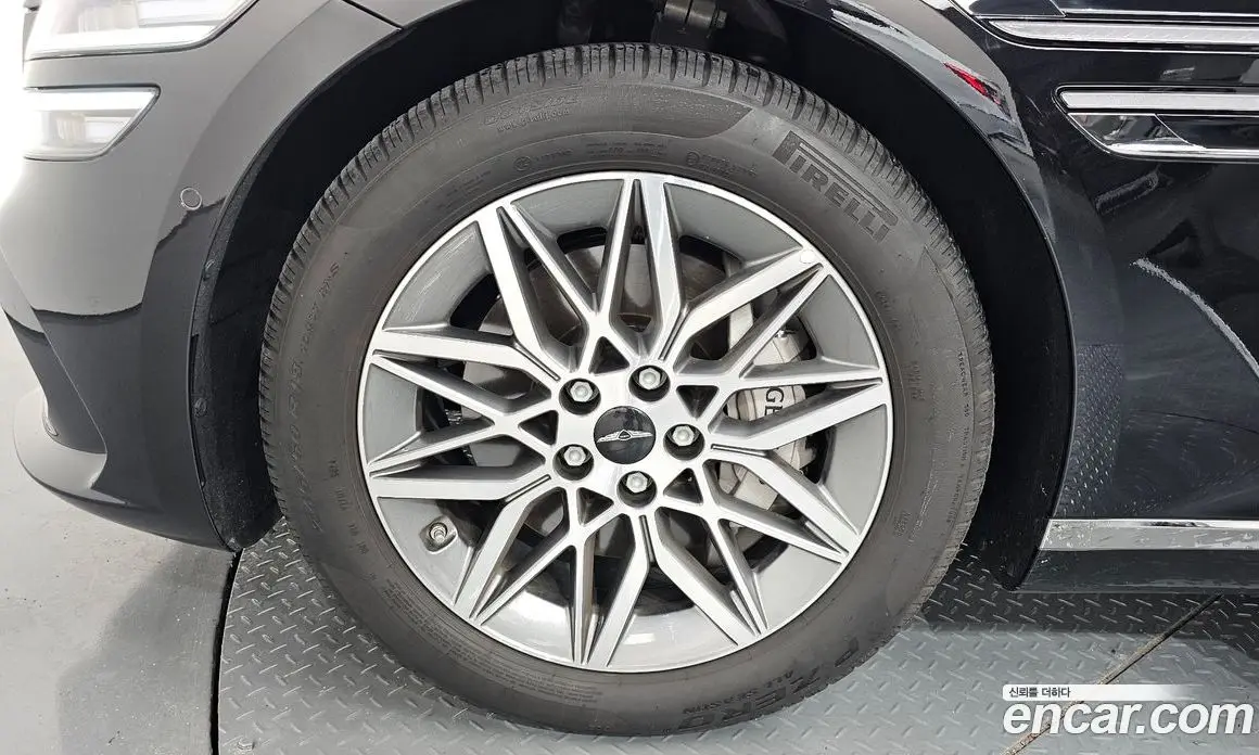 Genesis G80 2025 2.5 автомат (гидро), фото 5