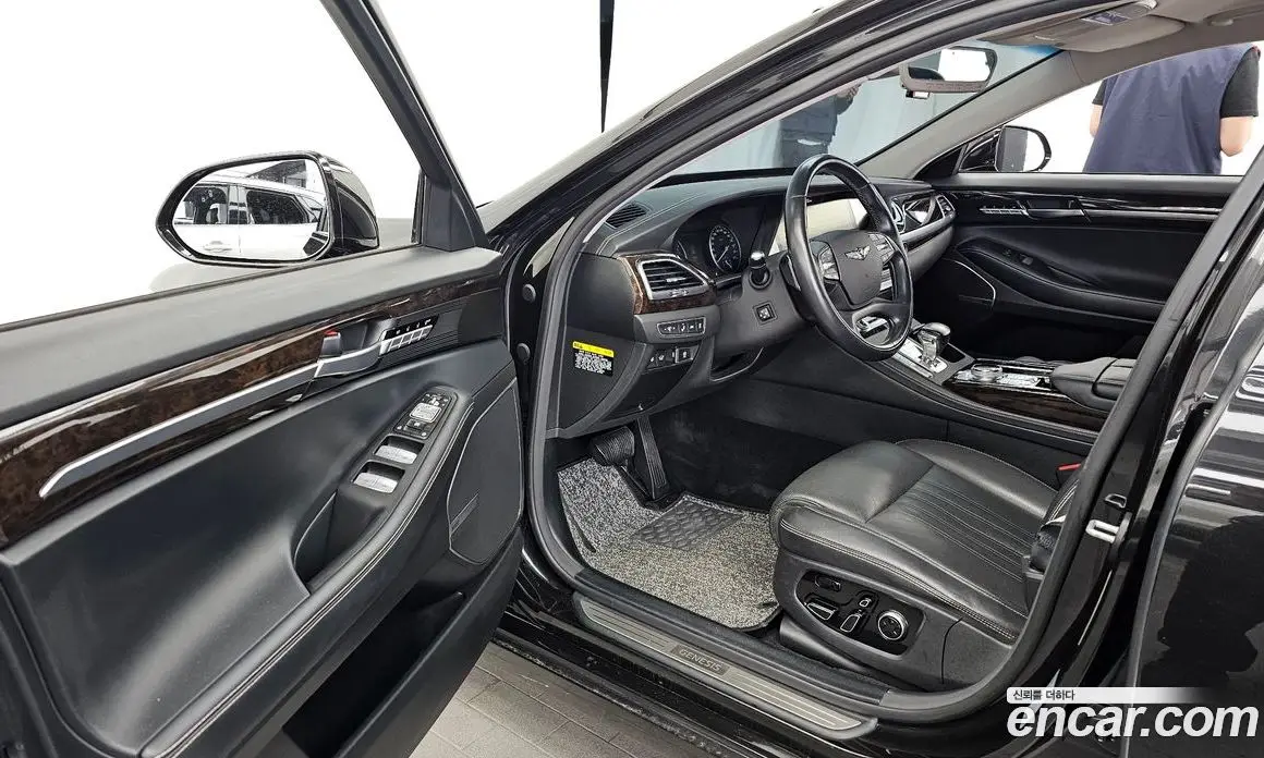 Genesis G90 2018 3.8 автомат (гидро), фото 13 Genesis G90 2018 3.8 автомат (гидро), фото 13