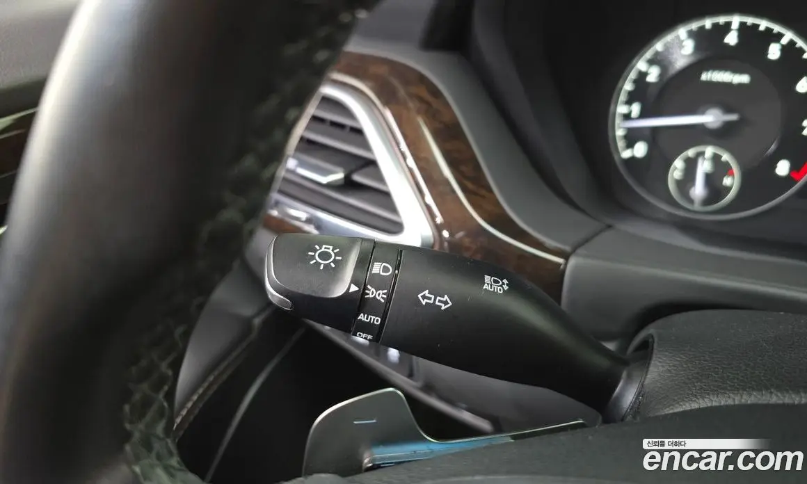 Genesis G90 2019 3.3 автомат (гидро), фото 17 Genesis G90 2019 3.3 автомат (гидро), фото 17