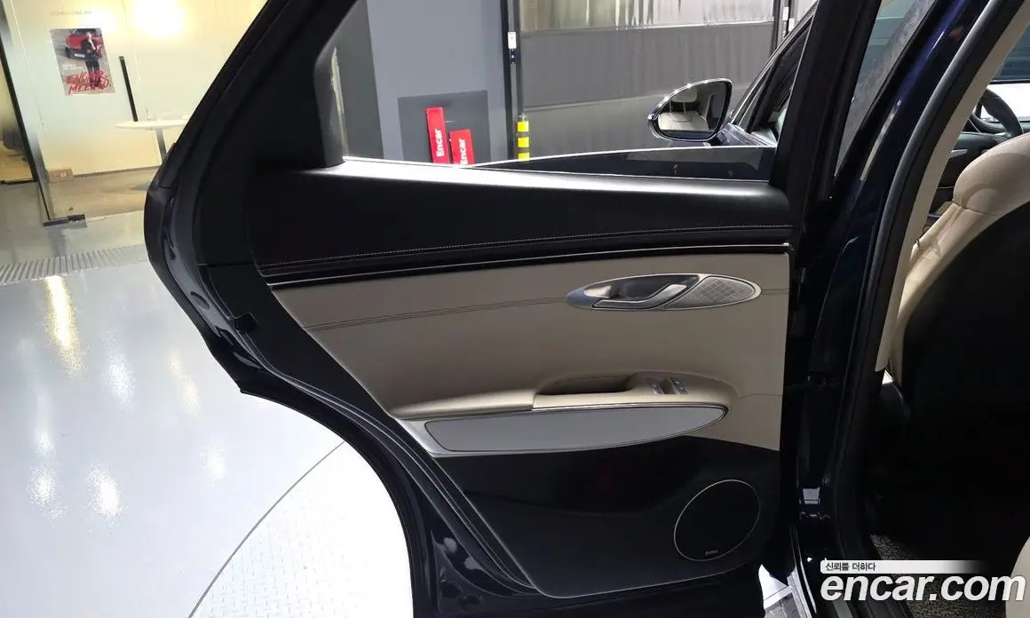 Genesis GV70 2021 2.5 автомат (гидро), фото 15