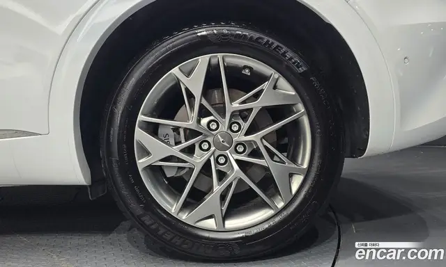 Genesis GV70 2023 2.5 автомат (гидро), миниатюра 6 Genesis GV70 2023 2.5 автомат (гидро), миниатюра 6