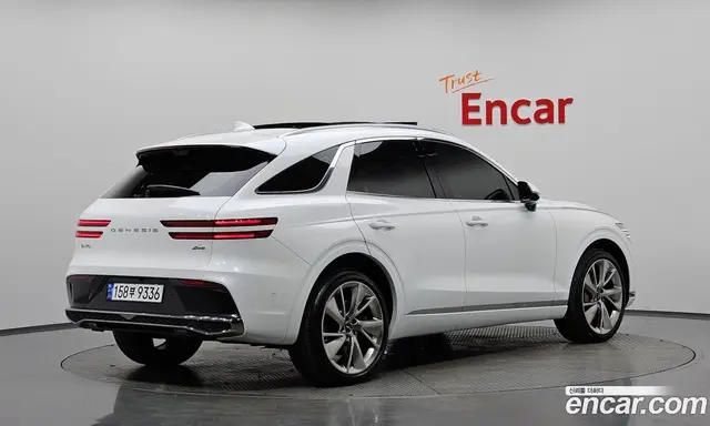 Genesis GV70, 2024, 10 571 км