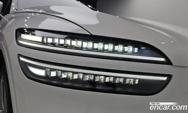 Genesis GV70 2024 3.5 автомат (гидро), миниатюра 7