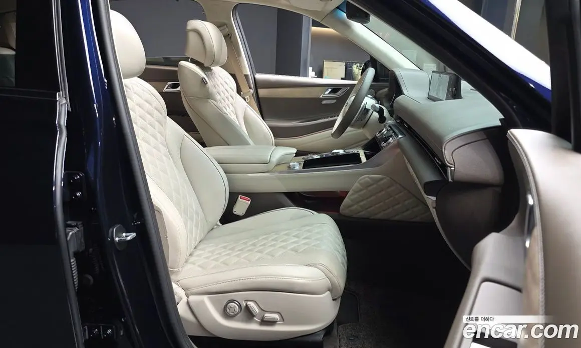 Genesis GV80 2023 3.5 автомат (гидро), фото 17 Genesis GV80 2023 3.5 автомат (гидро), фото 17