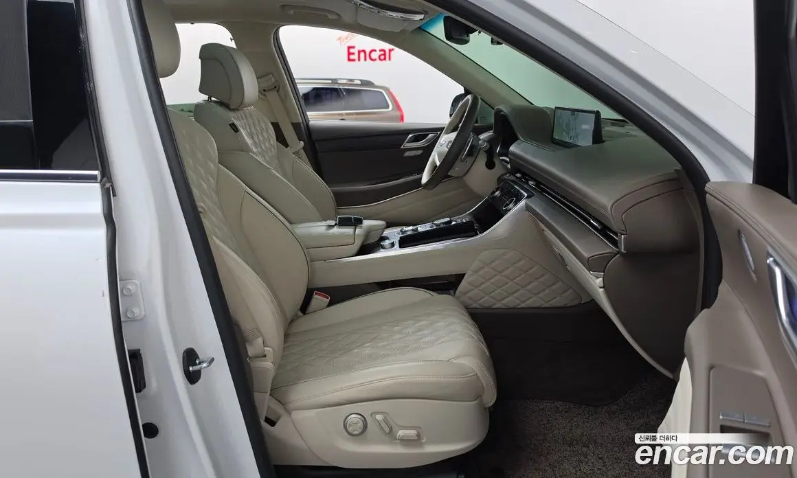 Genesis GV80 2023 2.5 автомат (гидро), фото 16 Genesis GV80 2023 2.5 автомат (гидро), фото 16