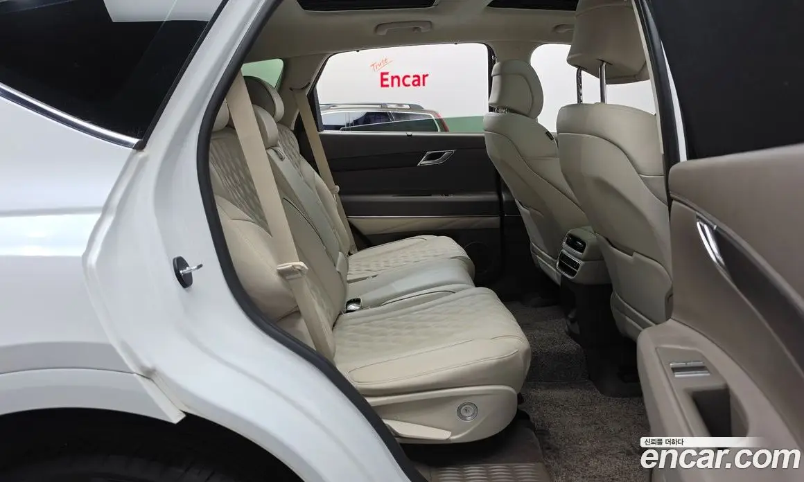 Genesis GV80 2023 2.5 автомат (гидро), фото 17 Genesis GV80 2023 2.5 автомат (гидро), фото 17