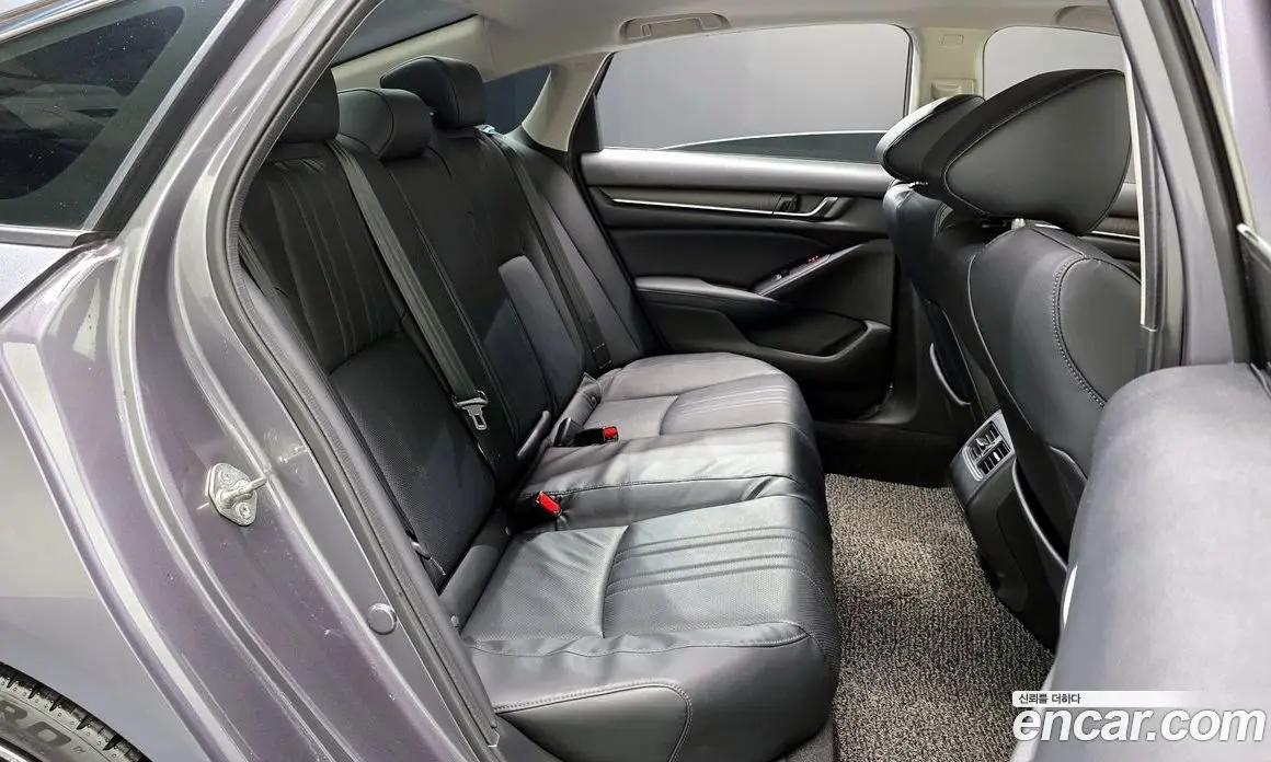 Honda Accord 2018 2.0 автомат (гидро), фото 16 Honda Accord 2018 2.0 автомат (гидро), фото 16